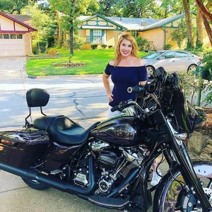 Meet your Posher, Courtney